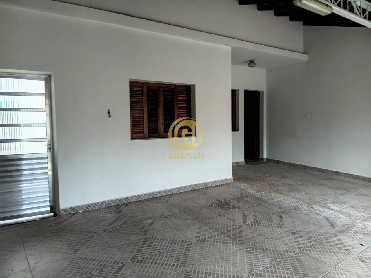 Casa excelente com ambientes amplos e bem distribuídos!