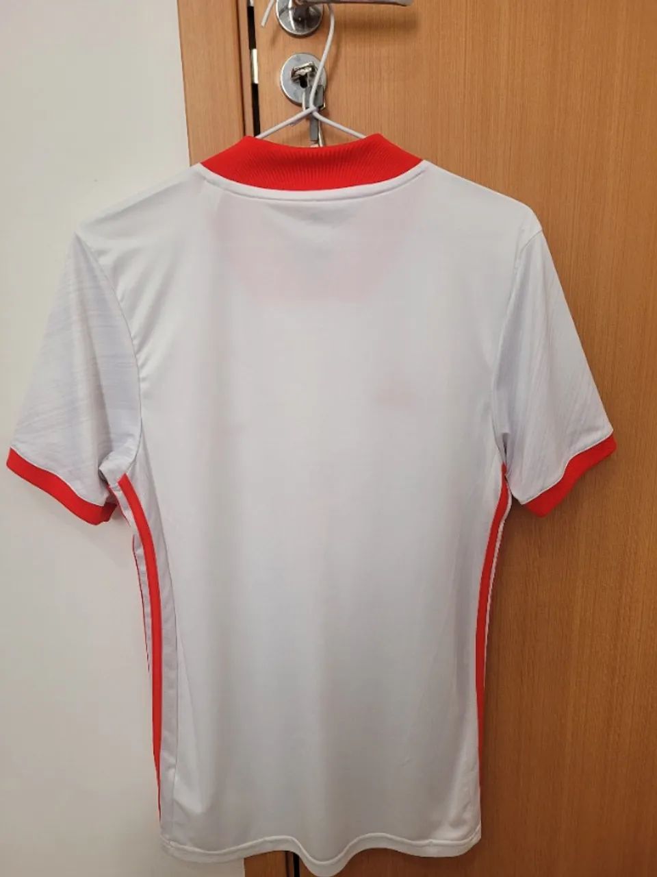Camisa Internacional Branca Adidas 2021 - Original - Laterais Vermelhas - Foto 2