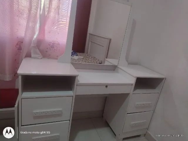 Vendo uma penteadeira 