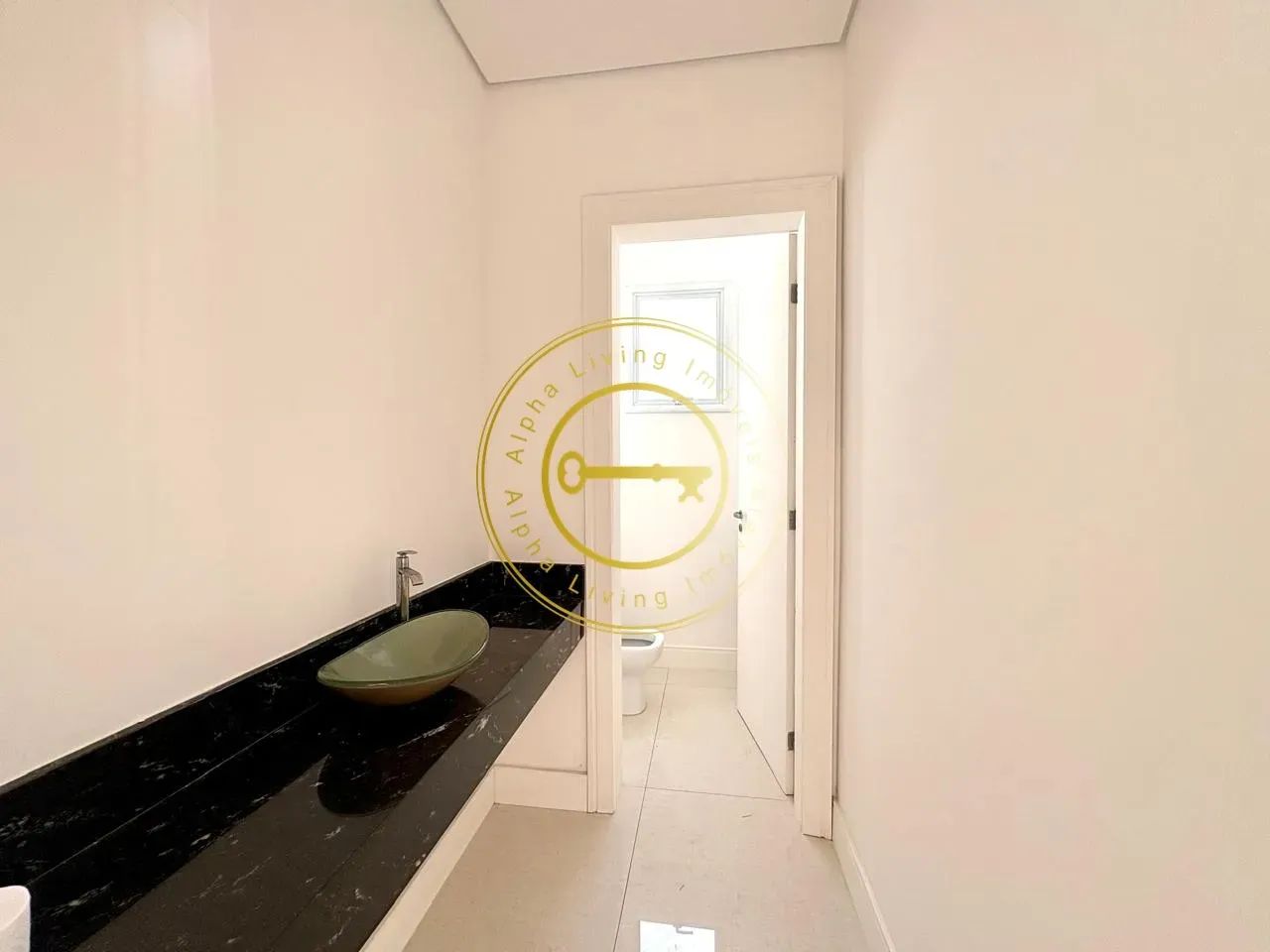 Oportunidade de casa moderna com 4 suites - Foto 5