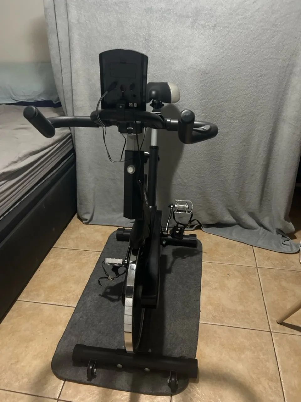 Bicicleta Ergométrica Kikos MAX KS5 - Foto 2