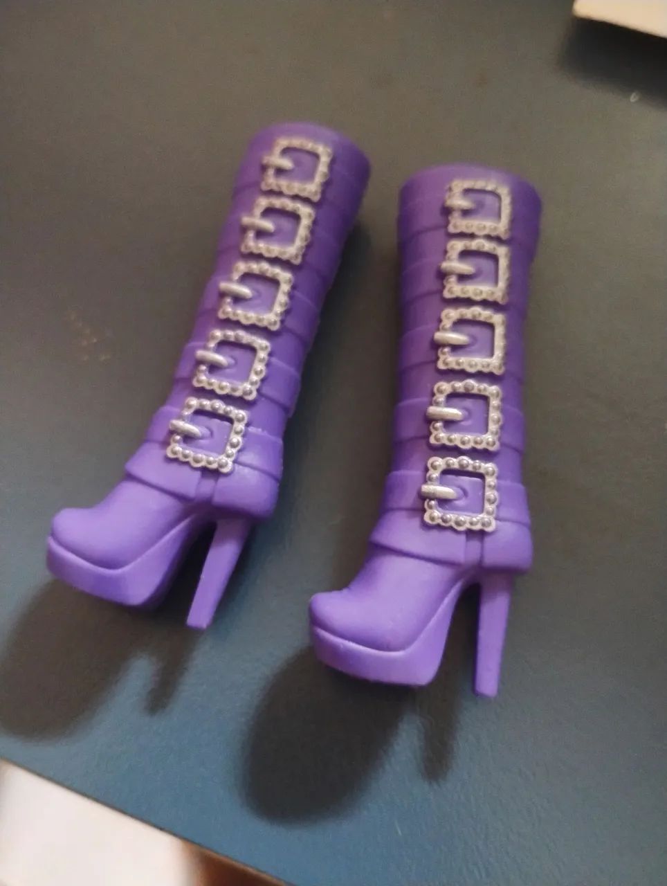 Botas roxas da Barbie Extra 15 - Foto 3