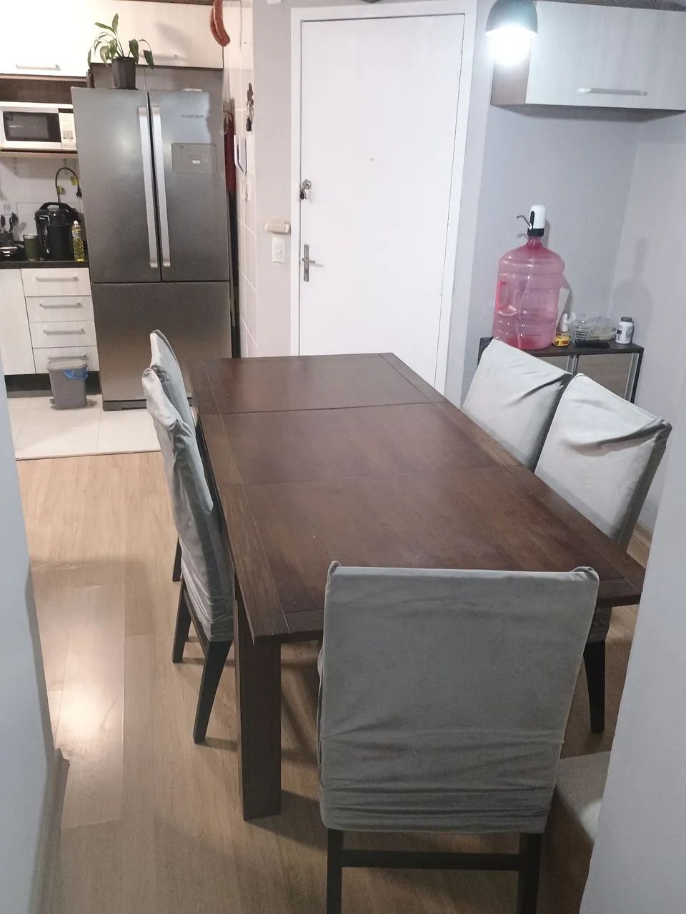 Mesa retrátil com 6 cadeiras (madeira maciça) - Foto 3