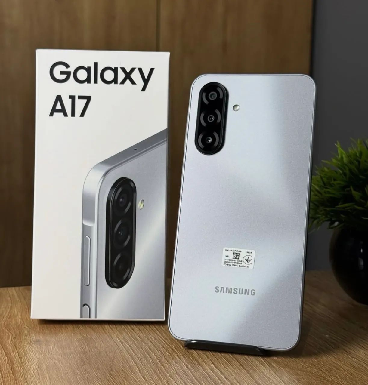SAMSUNG A17 Lacrado 1 ano de garantia 
