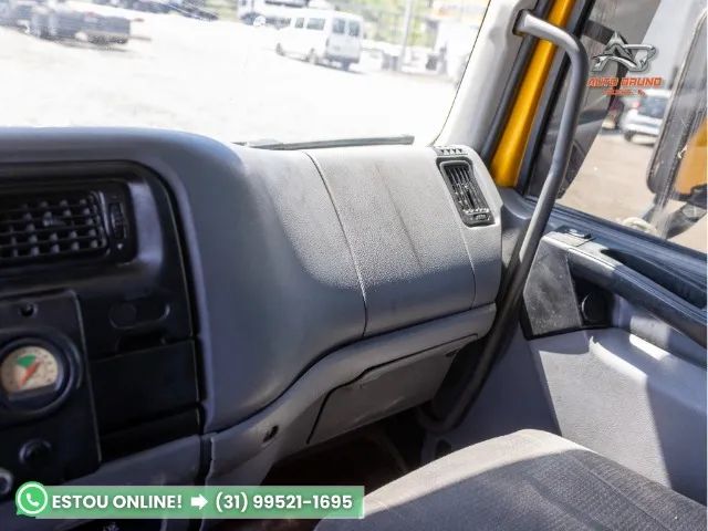 Volvo VM 260 6x2 com Defletor e Sider Randon de 9,60m com 3m de Altura - Foto 15
