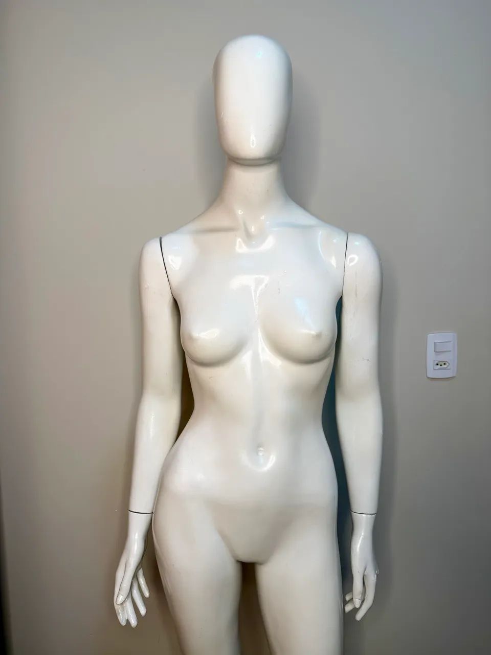 Manequim Feminino Fibra