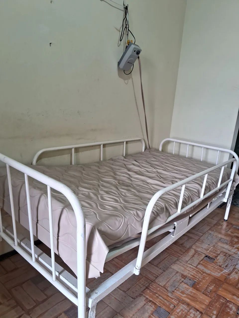 Vende-se Cama Hospitalar  - Foto 4