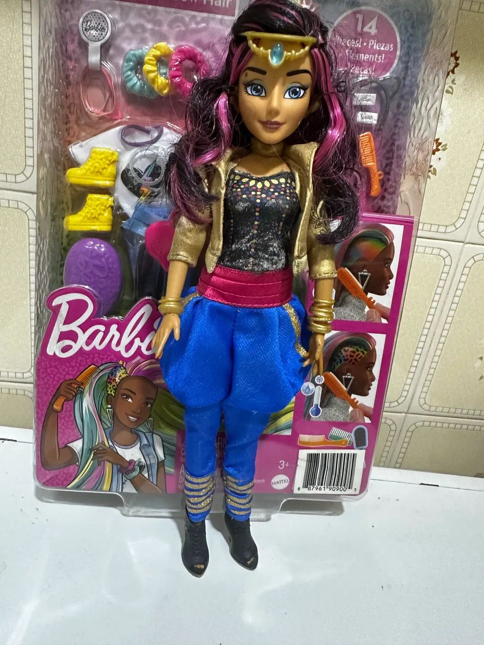 Boneca Descendentes Auradon Genie Chic Jordan - Foto 2
