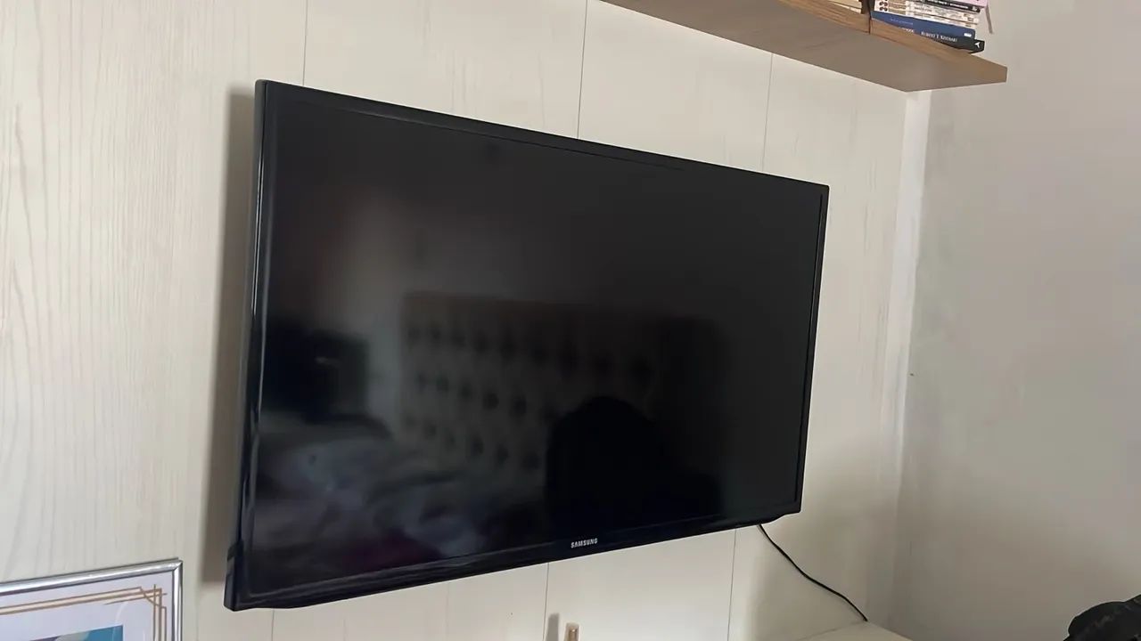 TELEVISÃO SMART 42 POLEGADAS