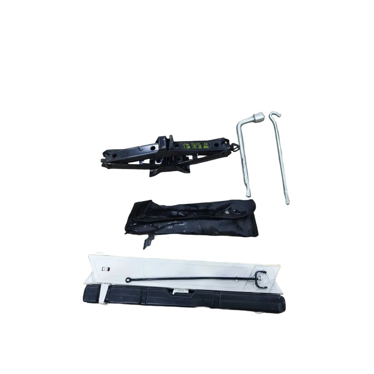 KIT MACACO NISSAN KICKS EXCLUSIVE 2023 2024 - Peças para carros