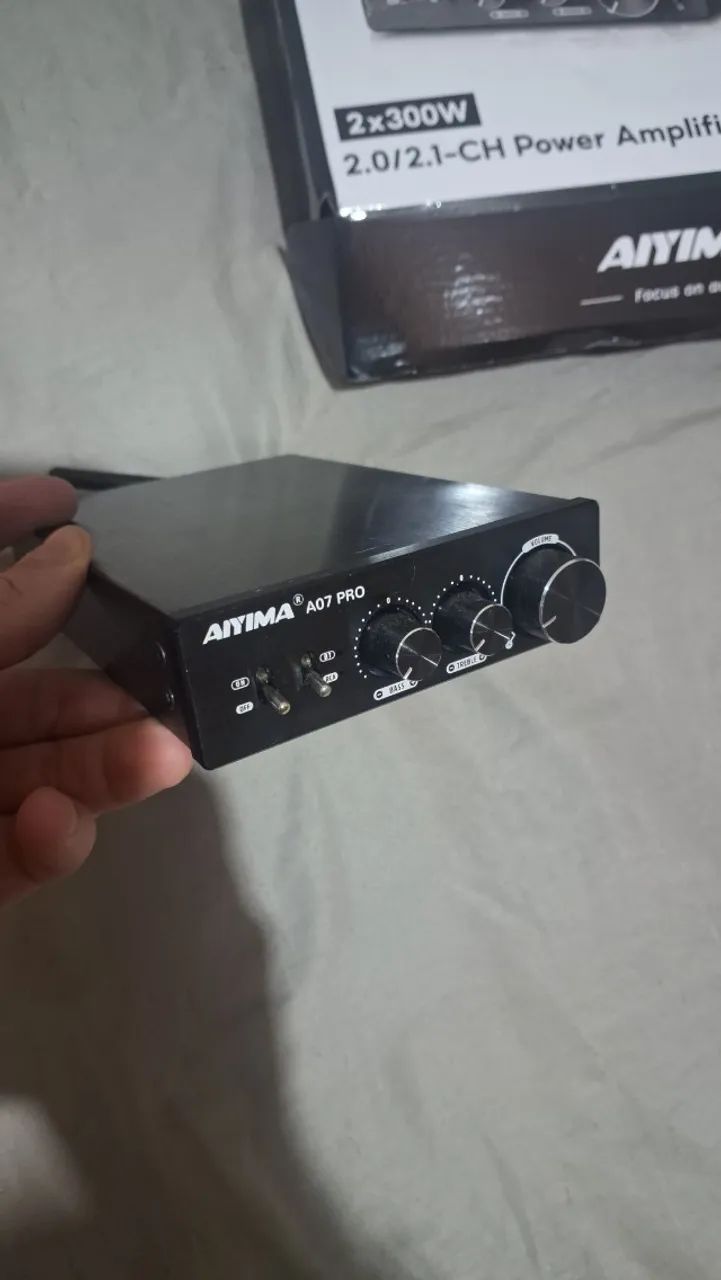 Amp estéreo Aiyima A07 Pro - Equipamentos e Acessórios de Som