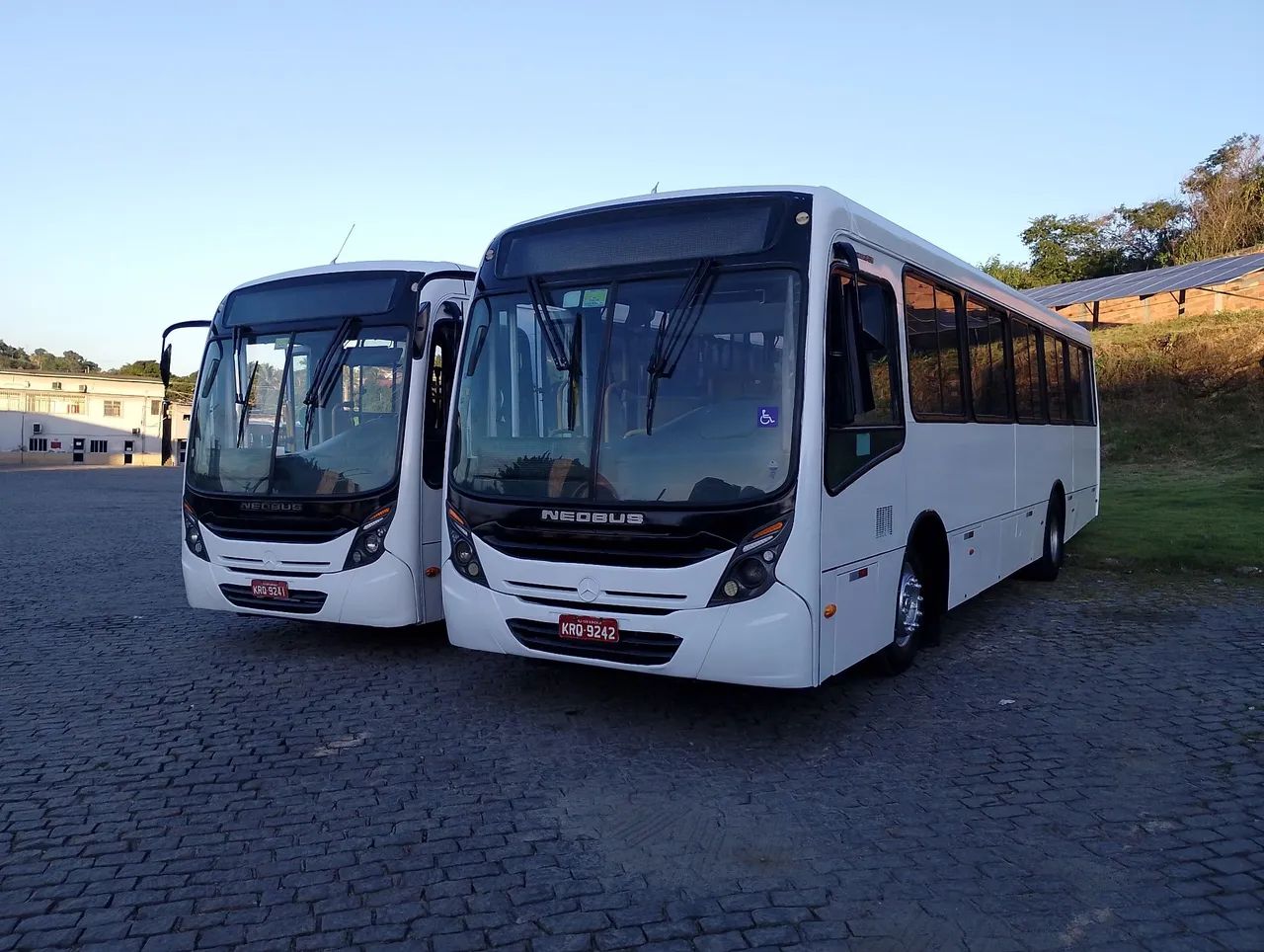 Neobus ano 2017 Mercedes 1519 com 37 lugares sem ar condicionado  - Foto 7