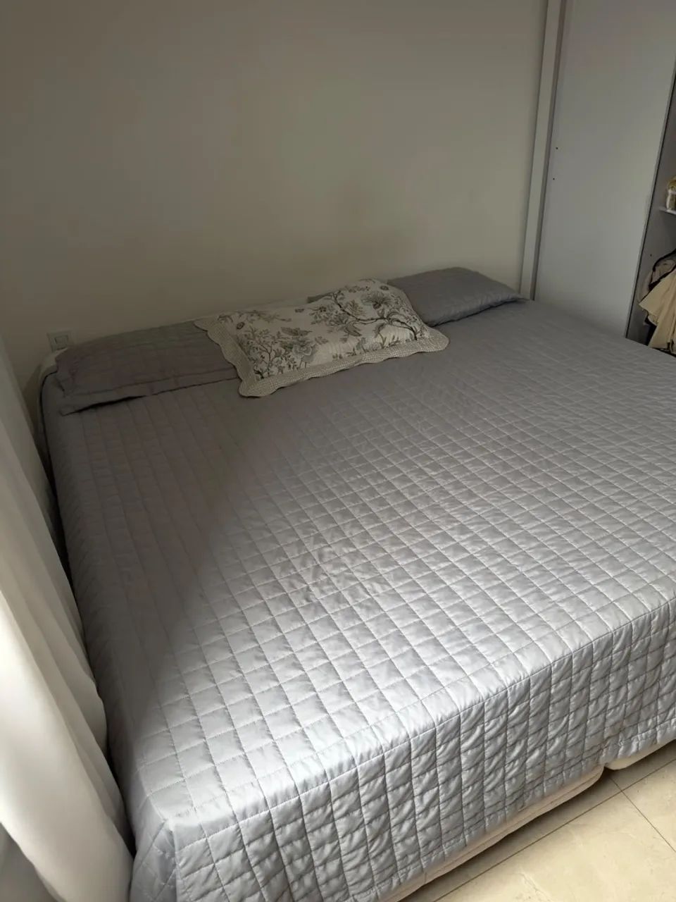 CAMA CASAL SUPER KING COM COLCHÃO 