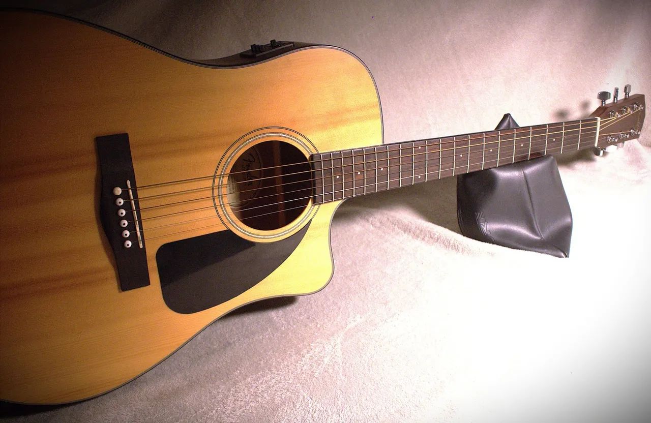 Fender Aço 