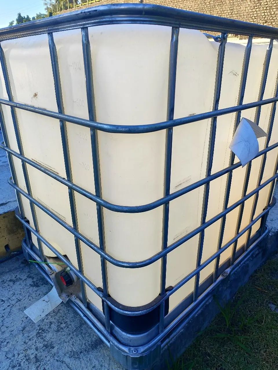 Contentores, IBCs, caixas de mil litros * - Foto 4
