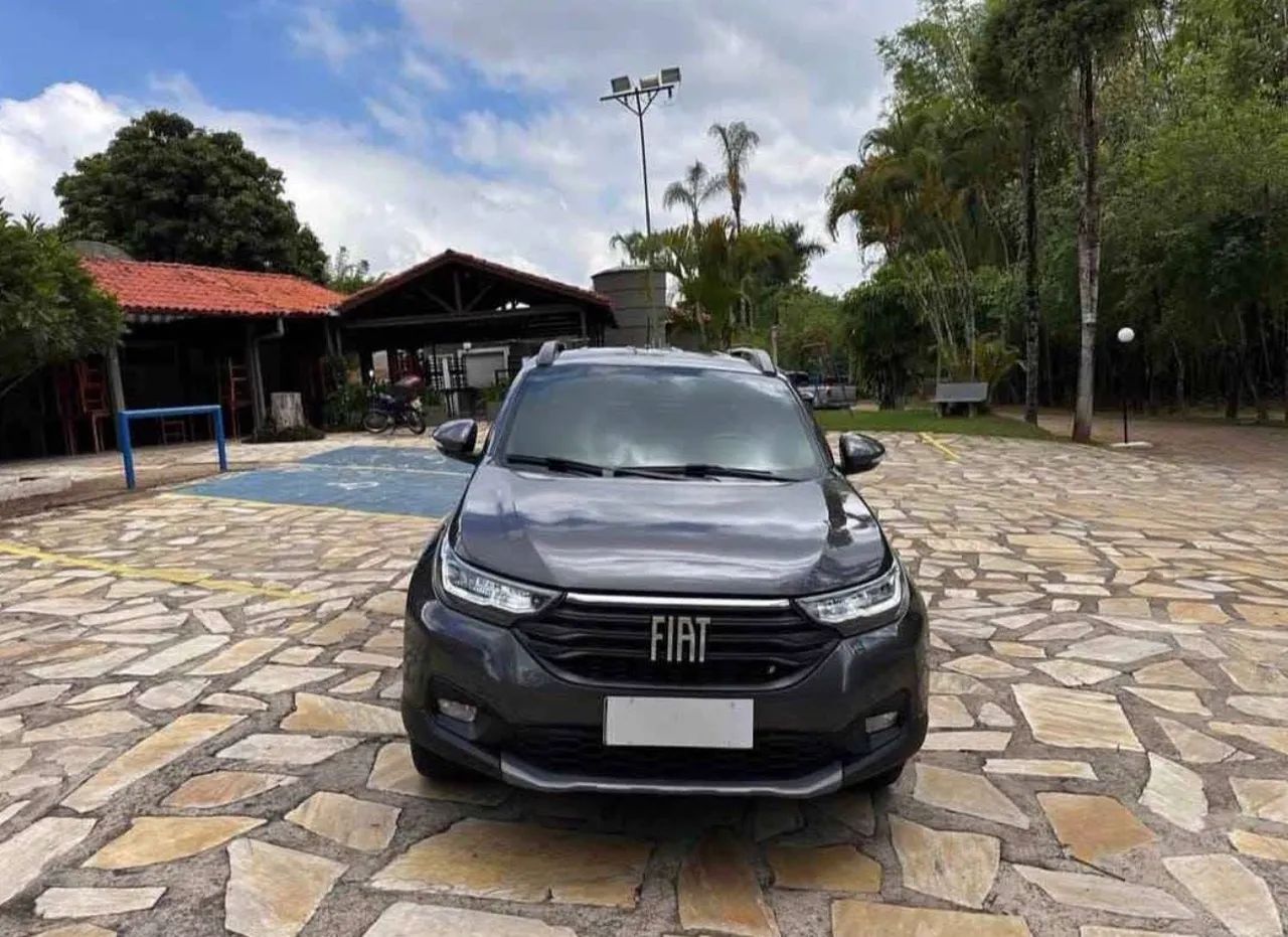 Fiat Strada Volcano 1.3 Flex 8V CD Aut. 2023 - Foto 4
