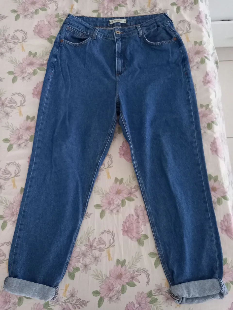 Calça jeans mom 