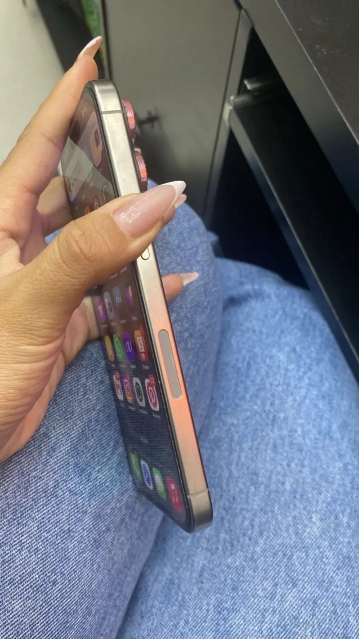 iPhone 15 pro max 256gb - Foto 2