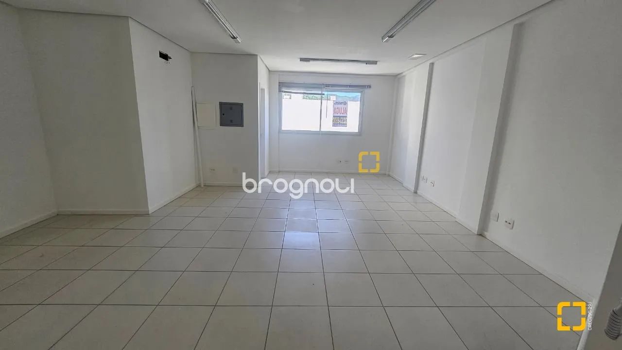 Sala comercial à venda no Córrego Grande - Foto 5