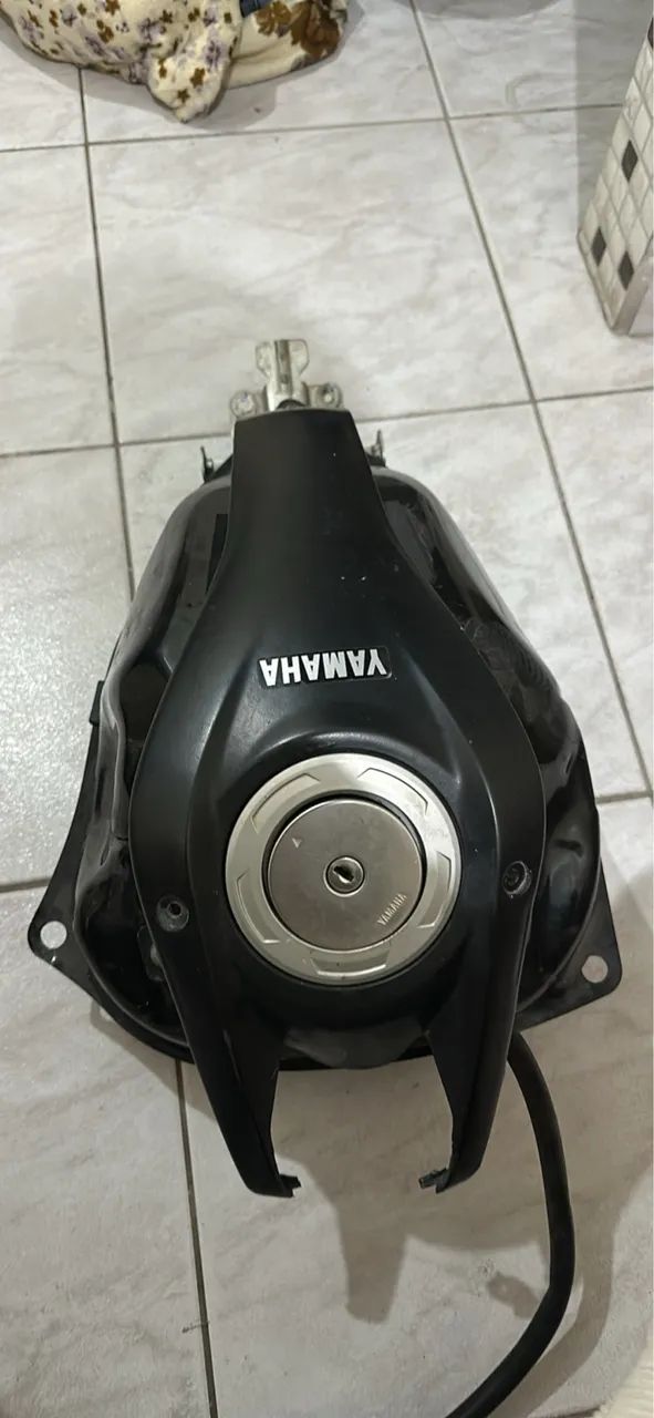 Tanque da fz15