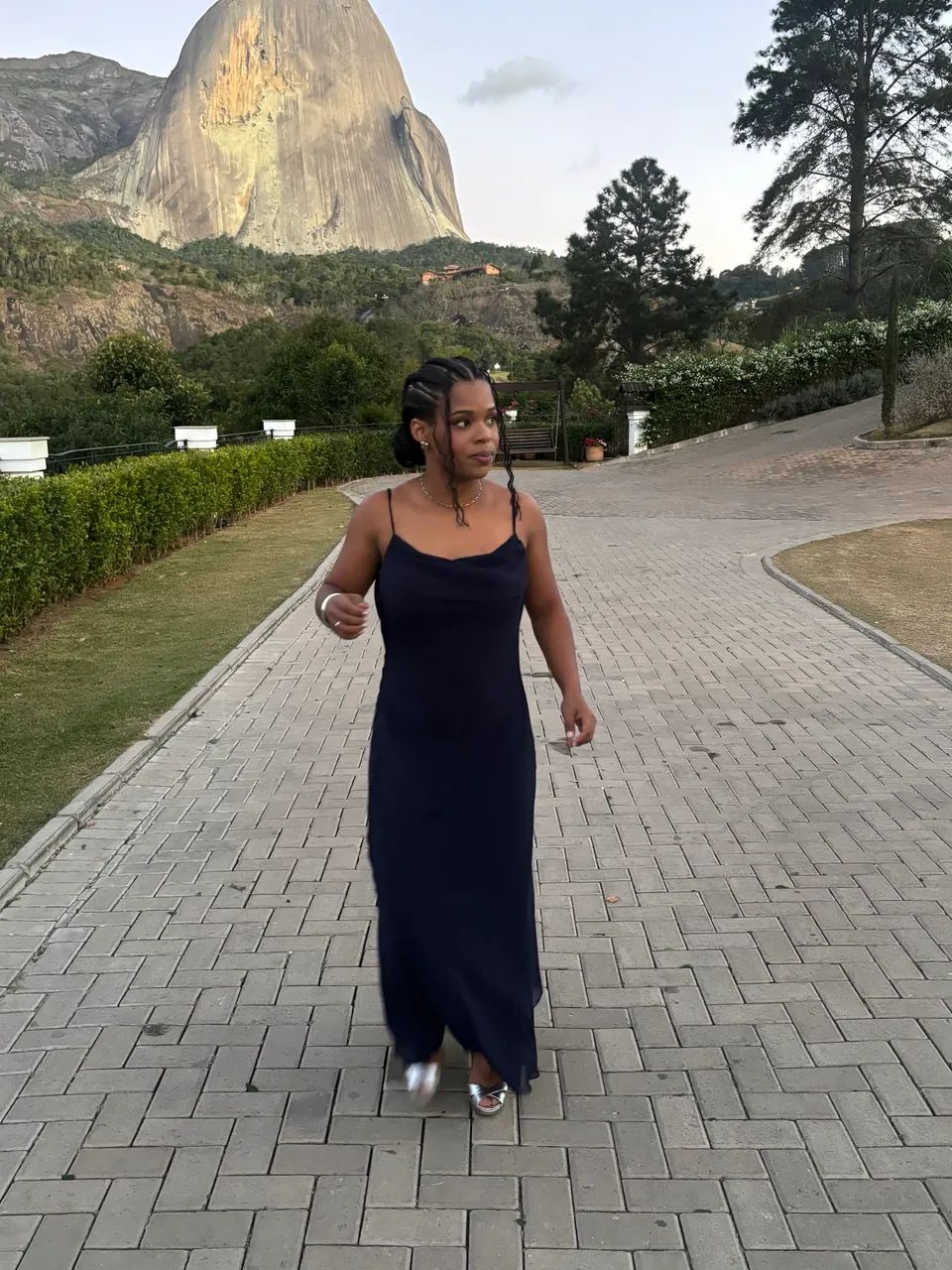 Vestido Longo Azul Elegante - Lindo e Conservado - Foto 2