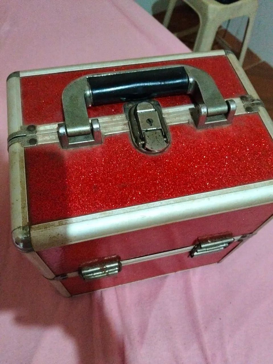Vende-se maleiro organizador