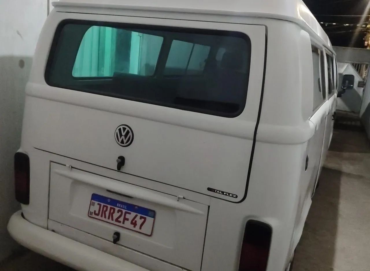 Volkswagen Kombi STANDARD 1.4 MI TOTAL FLEX 8V 2009