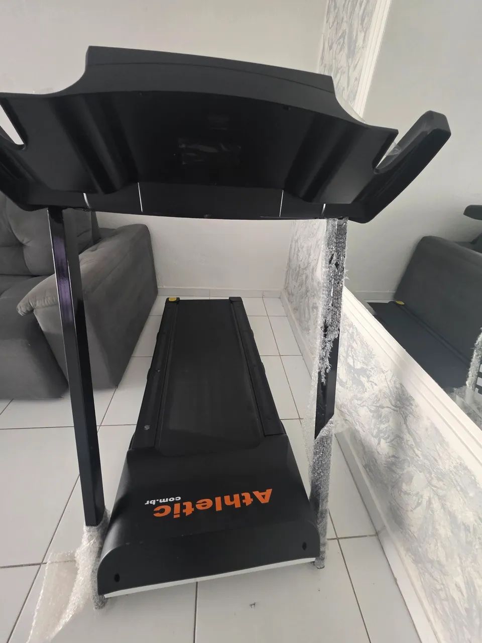 Esteira semi nova 