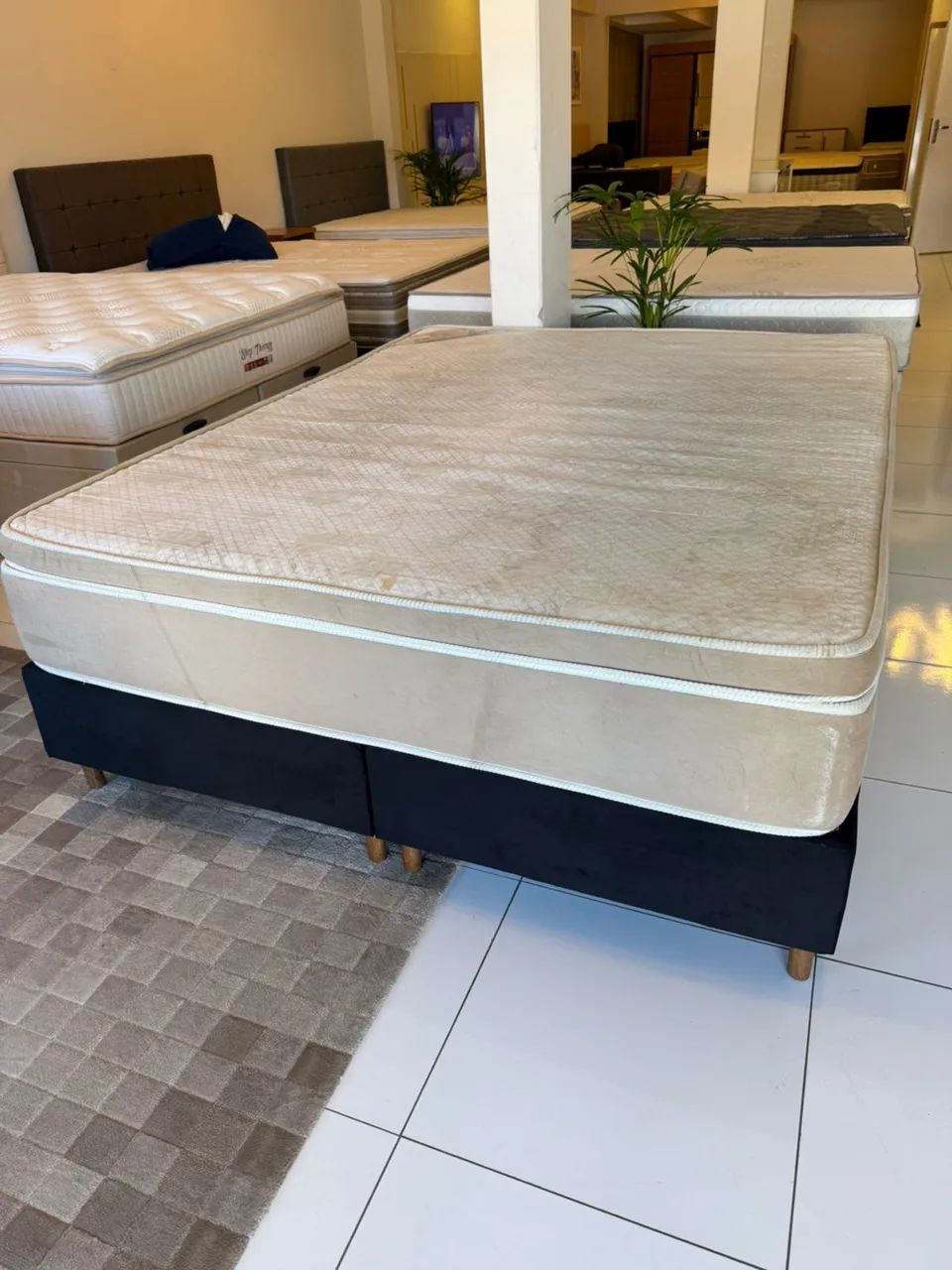Cama Box QUEEN SIZE USADA TOP - ENTREGAMOS  - Foto 5