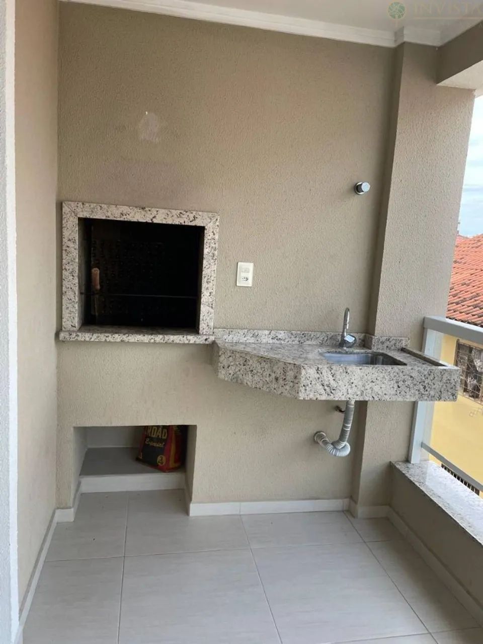Apartamento com sacada e churrasqueira para alugar - Foto 4