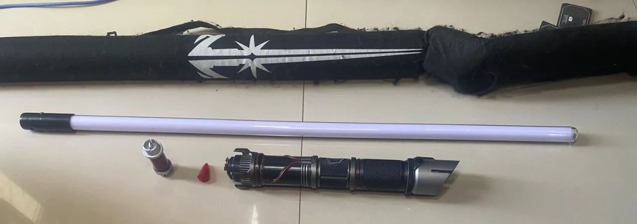 Sabre de luz Original - Disney Orlando Savi's Workshop (SEM ENTREGA PARA OUTRAS CIDADES) - Foto 3