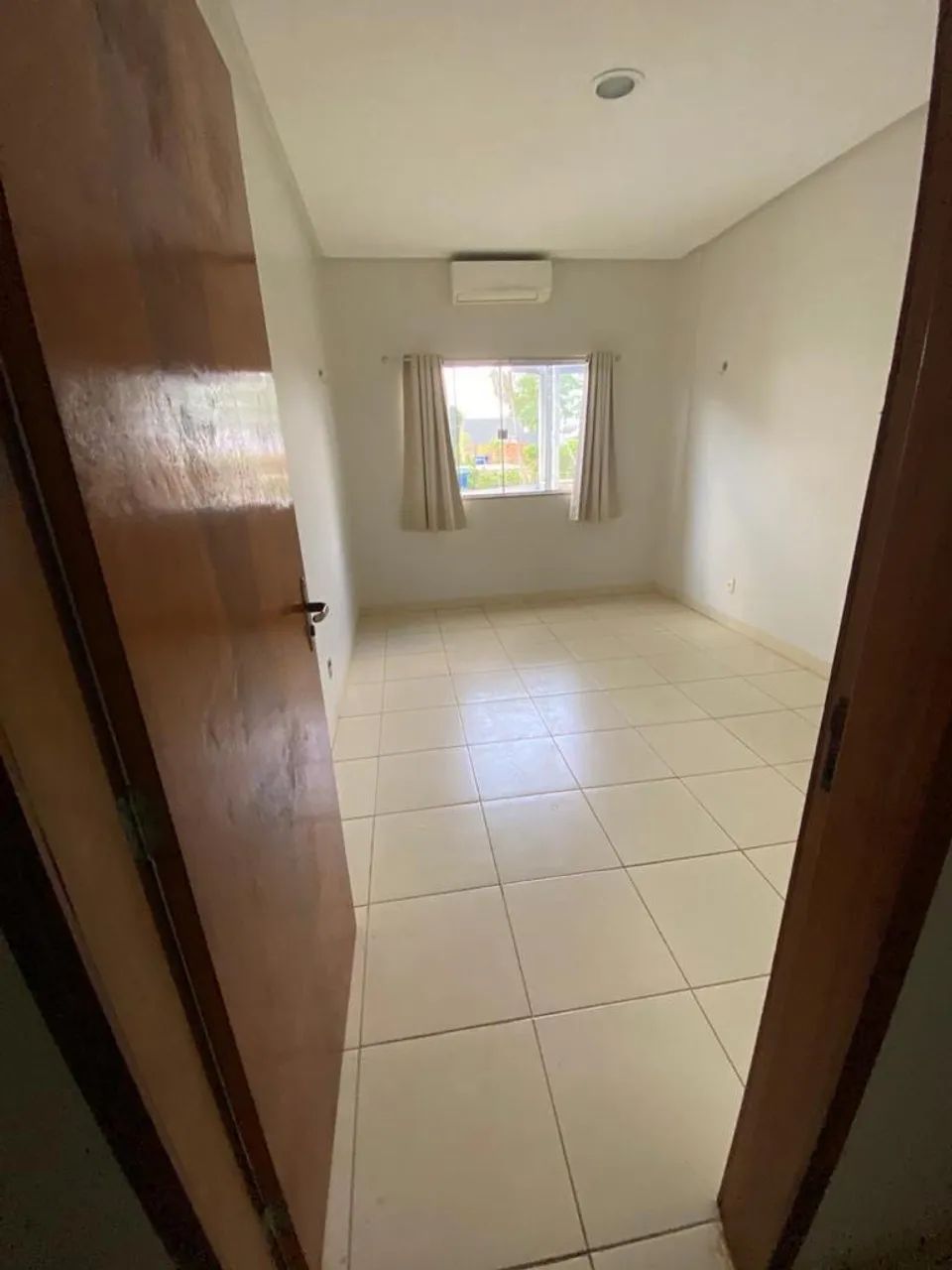 ALUGA-SE CASA NO BAIRRO UNIAO 