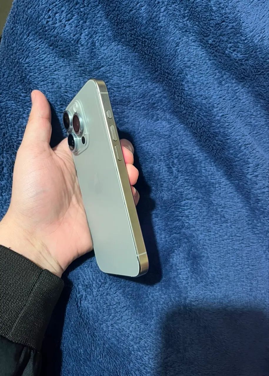 Iphone 15 pro  - Foto 4