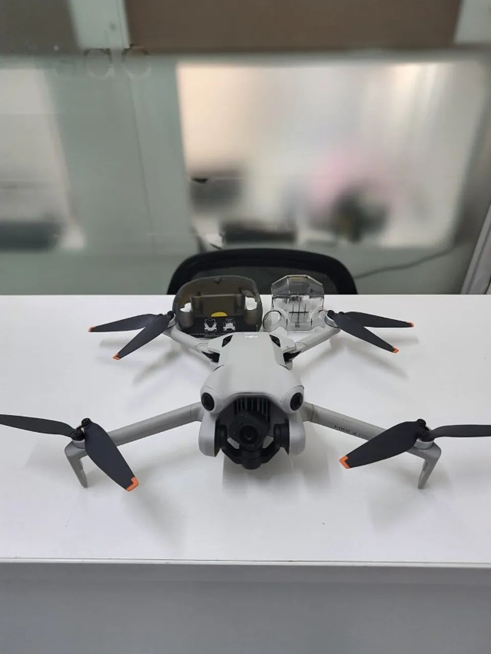 Drone DJI Mini 4 Pro Apenas o Drone (Leia o anuncio)