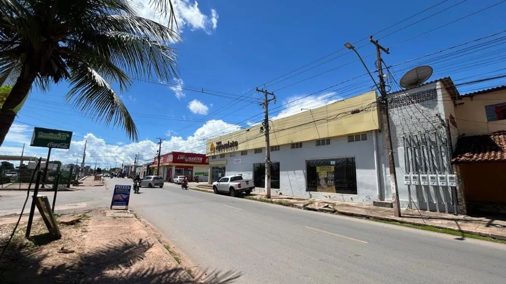 ALUGO BARRACÃO BAIRRO INDUSTRIARIO ll na avenida principal