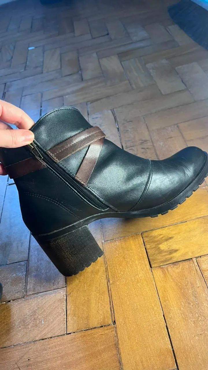 Bota feminina preta - Foto 3