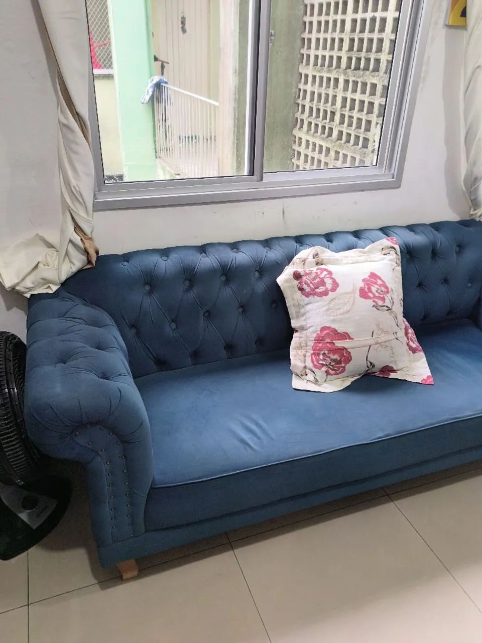 Sofá 3 lugares semi-novo - Foto 3
