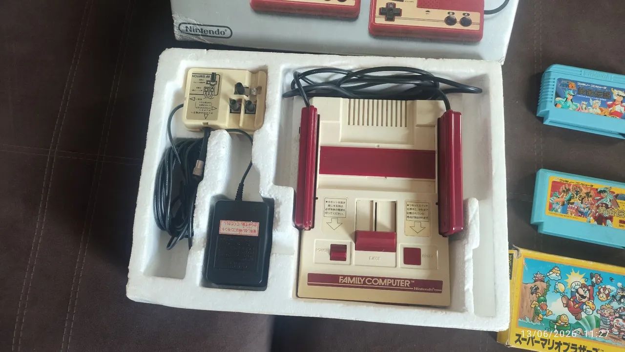 Famicom ( Nintendinho Japonês) - Foto 2
