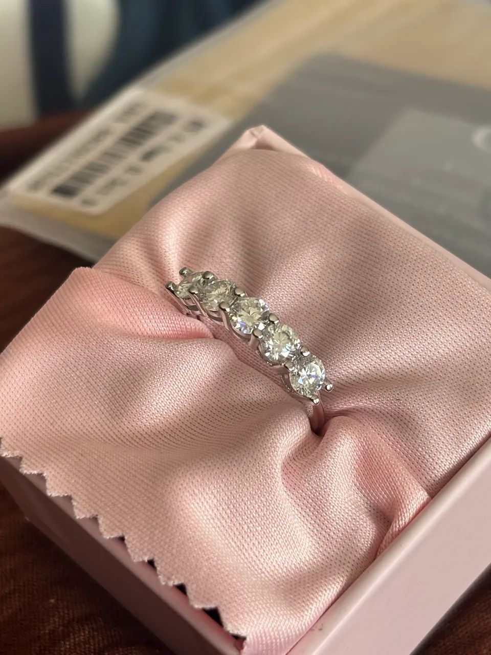Anel moissanite