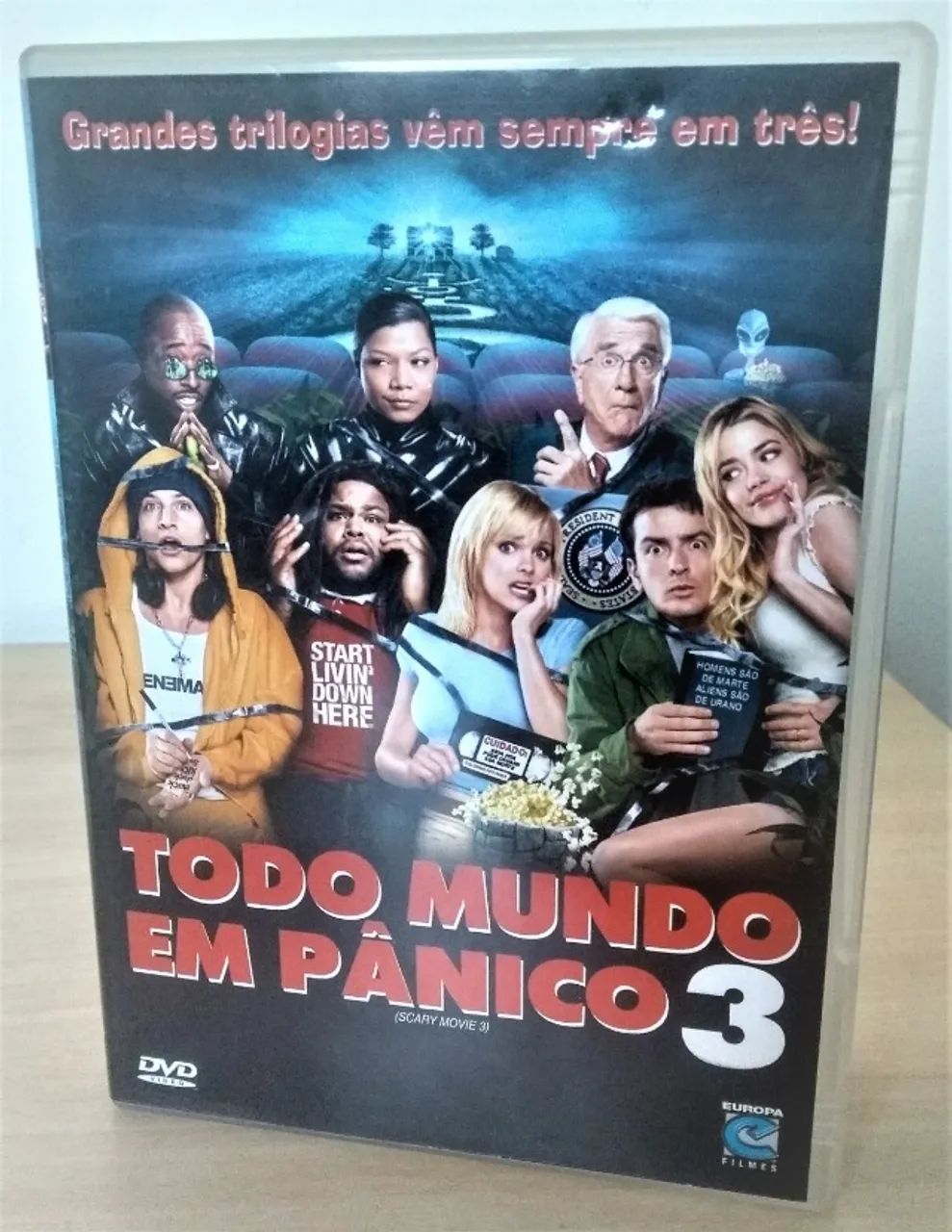 Todo mundo em pânico 3