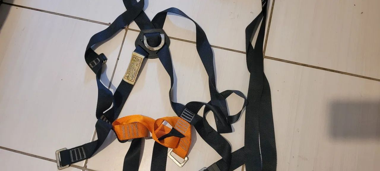 Cinto de segurança paraquedista - Foto 4