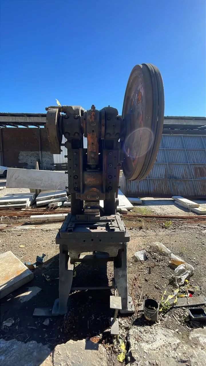 Prensa excêntrica de 45ton mesa de 400x680 - Foto 3