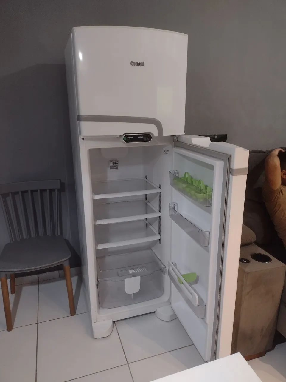 Geladeira frosfre em excelente estado de conservação!! - Foto 3