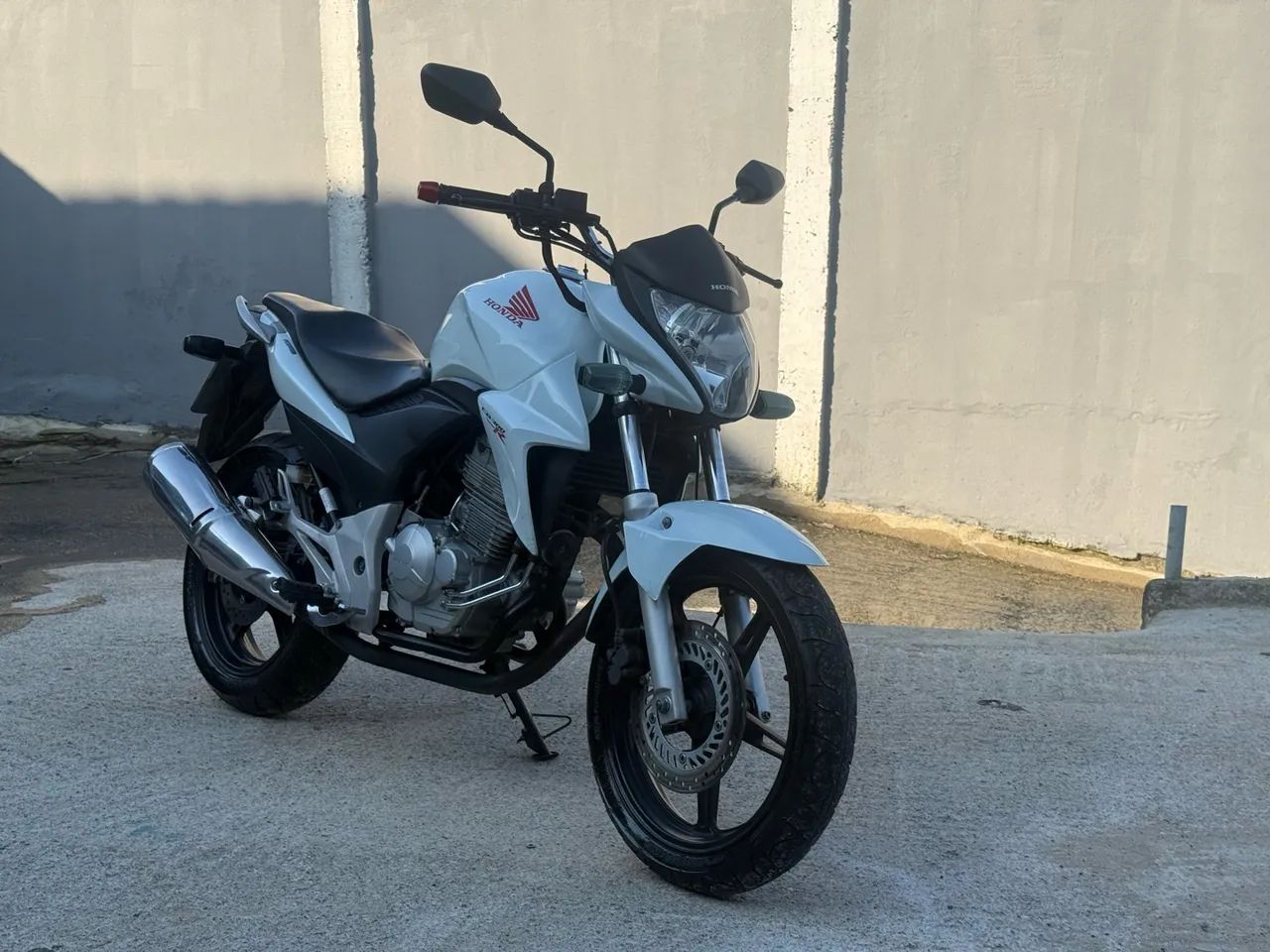 CB 300R 2014 - Foto 4