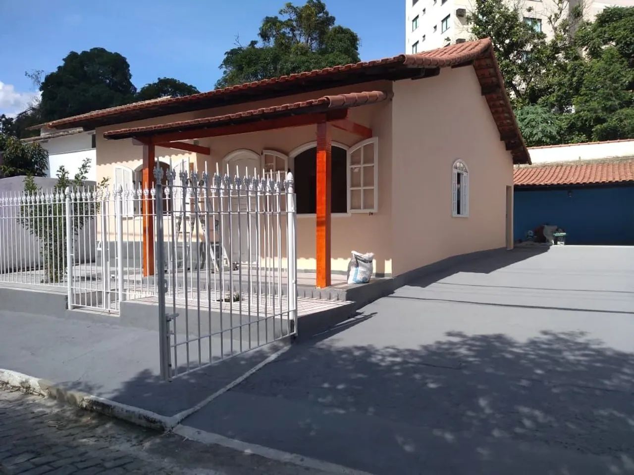 Alugo Casa no Centro de Itaboraí 