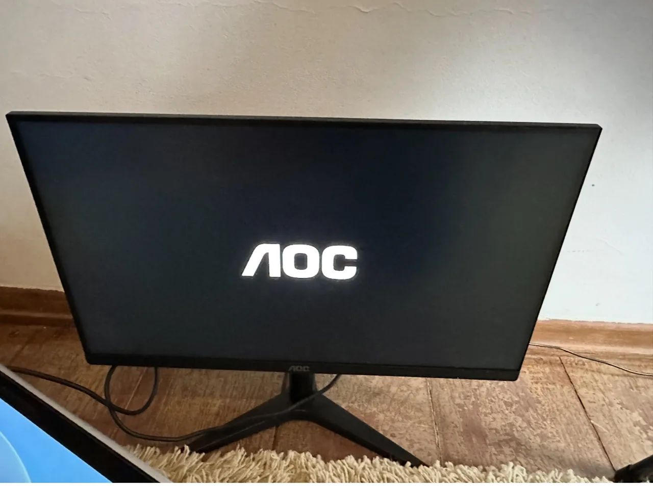 Monitor AOC 22B1HM5, um monitor LCD (LED backlight) de 21,5 polegadas  Preto