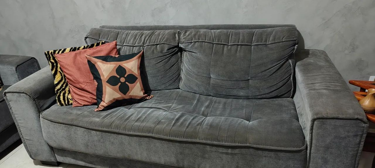 Sofá Suede cinza 2 e 3 lugares