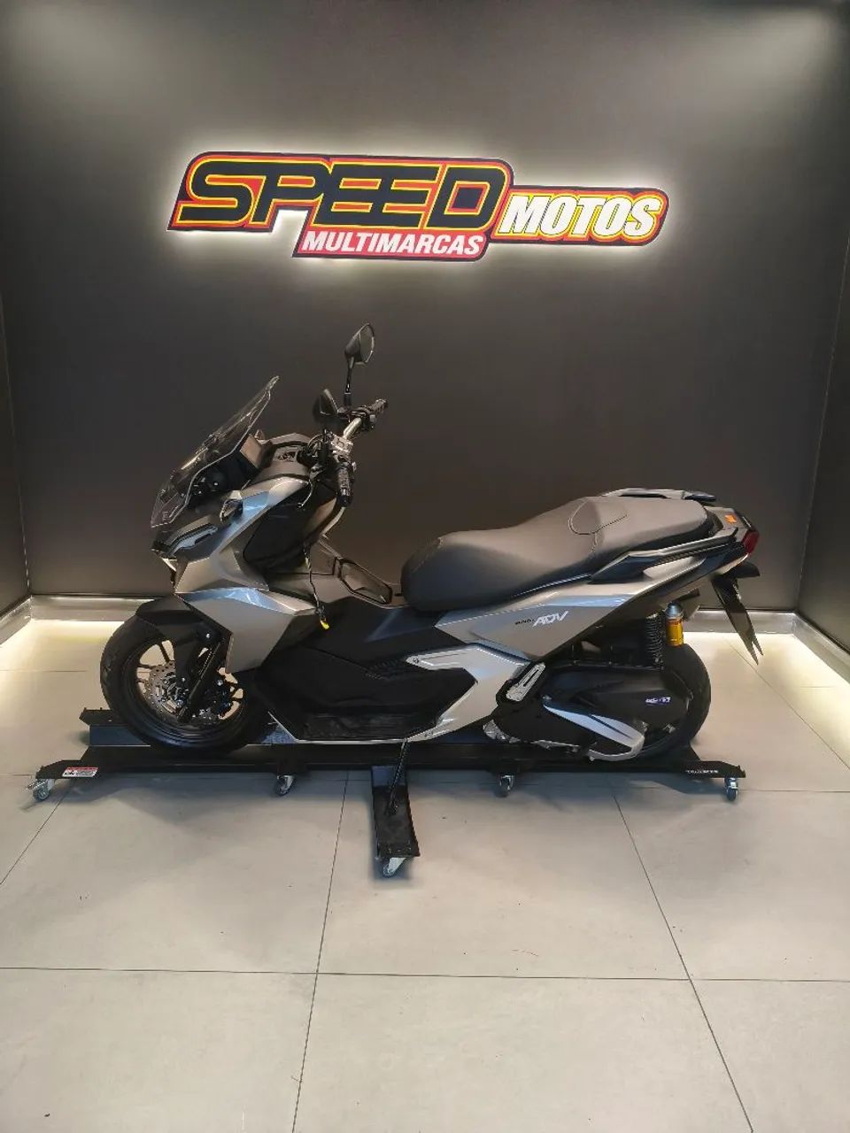 Honda ADV 160 - Foto 3