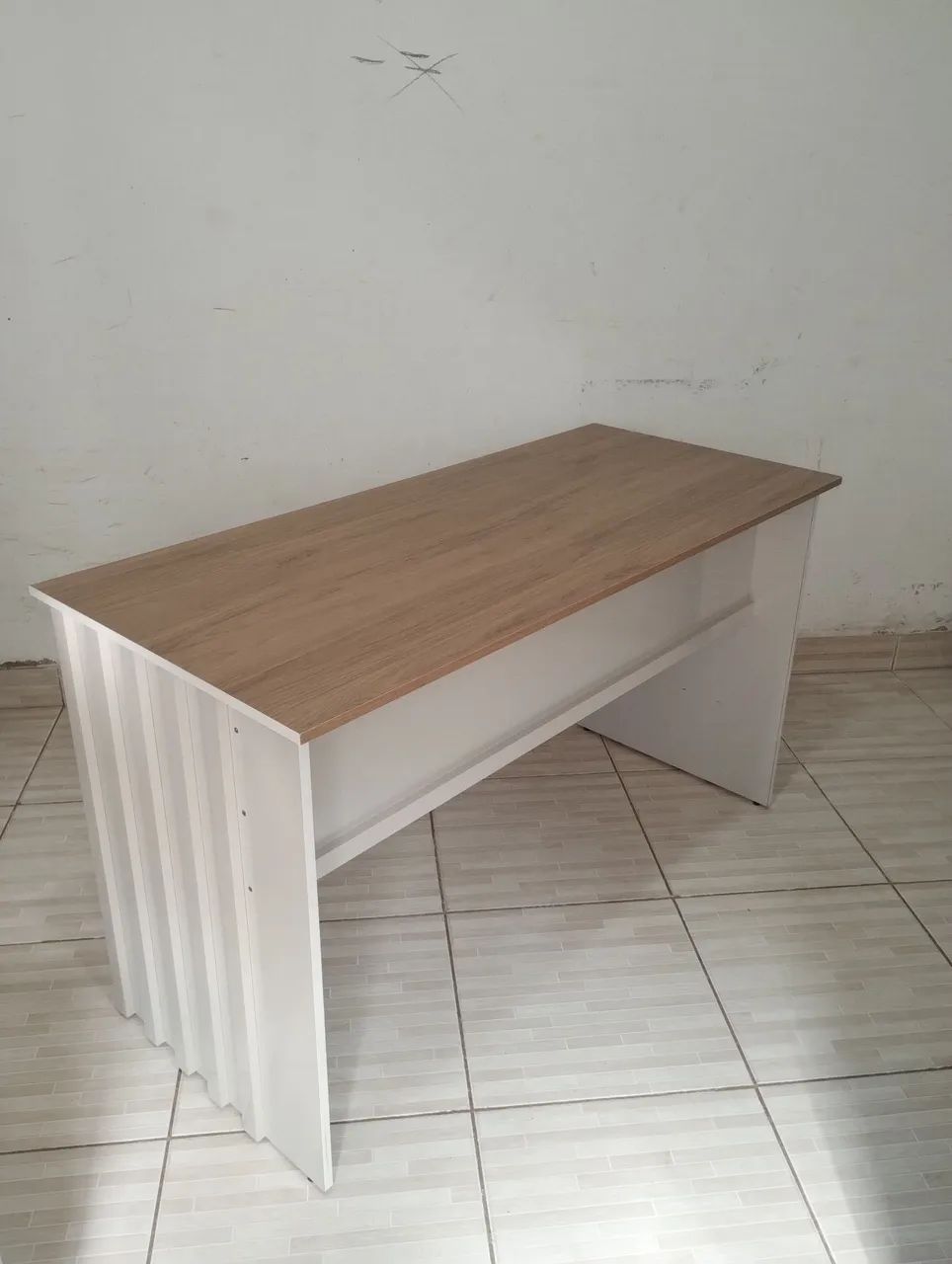 Mesa para computador USADA conservada  - Foto 3