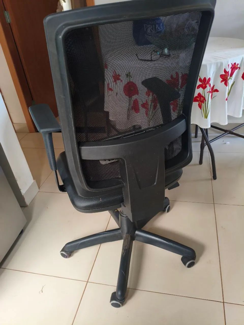 Cadeira de Escritório  - Foto 3